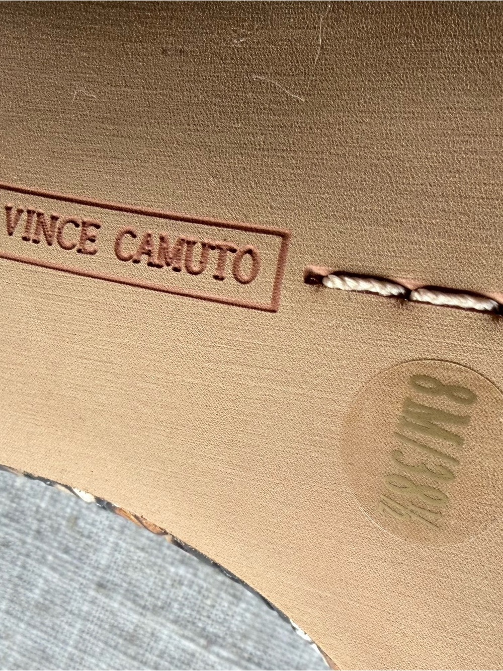 Vince Camuto Studded Snakeskin Print Ankle Strap Heels Size 8 - Picture 4 of 7